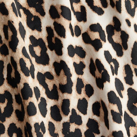 H & M LONG LEOPARD PRINT SKIRT - SILKY SOFT - XXL - BNT - Picture 6 of 6